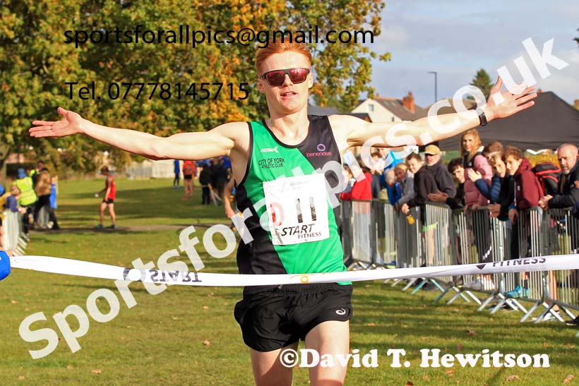 Senior mens 2022 Northern Cross Country Relays, Graves Park, Sheffield. Photo: David T. Hewitson/Sports for All Pics